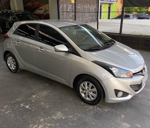 HYUNDAI HB20 1.0 COMFORT PLUS 12V FLEX 4P MANUAL HYUNDAI HB20 1.0 COMFORT PLUS 12V FLEX 4P MANUAL